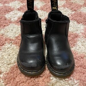 Dr. Martens Black toddler chelsea boot 6